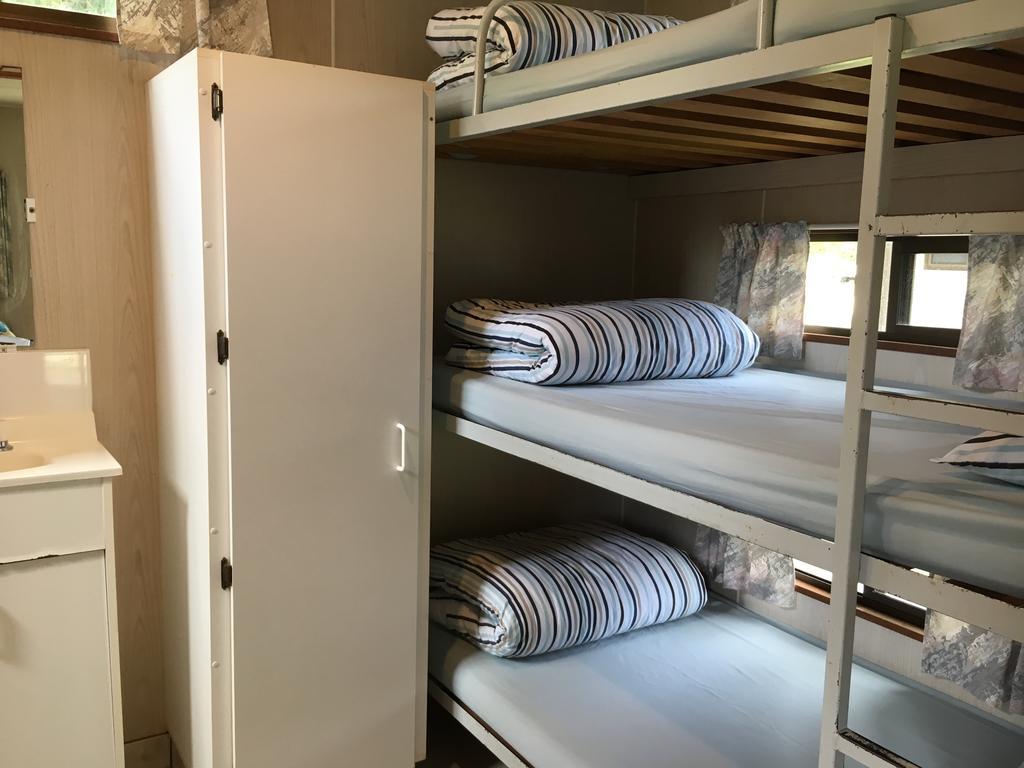 A'Wangralea Caravan Park Маллакута Экстерьер фото